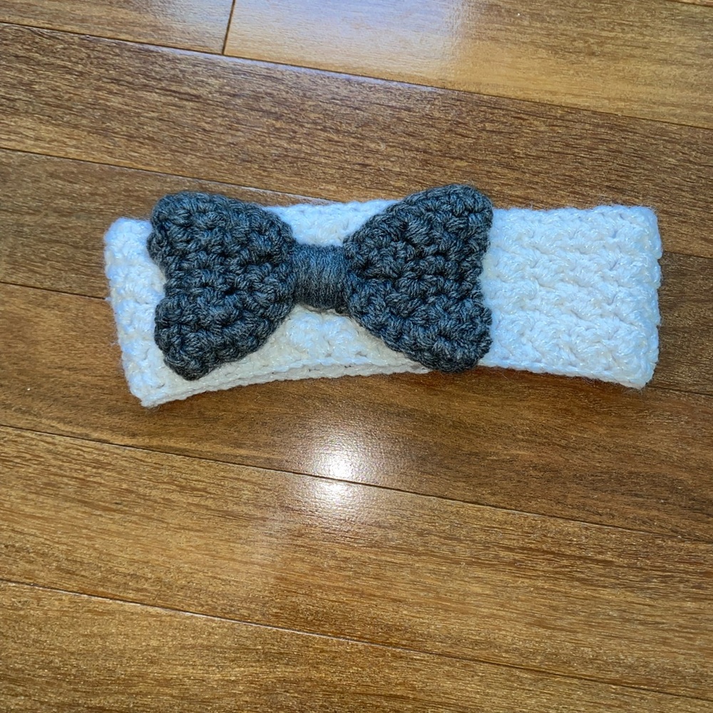 White with gray bow, crocheted headband
